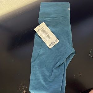 NWT Lululemon invigorate HR Tight 28”